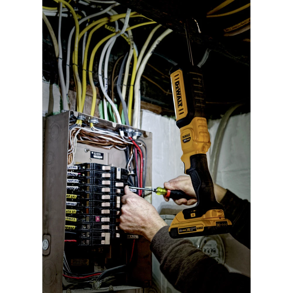 Dewalt DCL050 20V MAX Lithium-Ion Cordless LED Handheld Area Light (Tool Only) 8 Dewalt DCL050 20V MAX Lithium-Ion Cordless LED Handheld Area Light (Tool Only) - Image 6