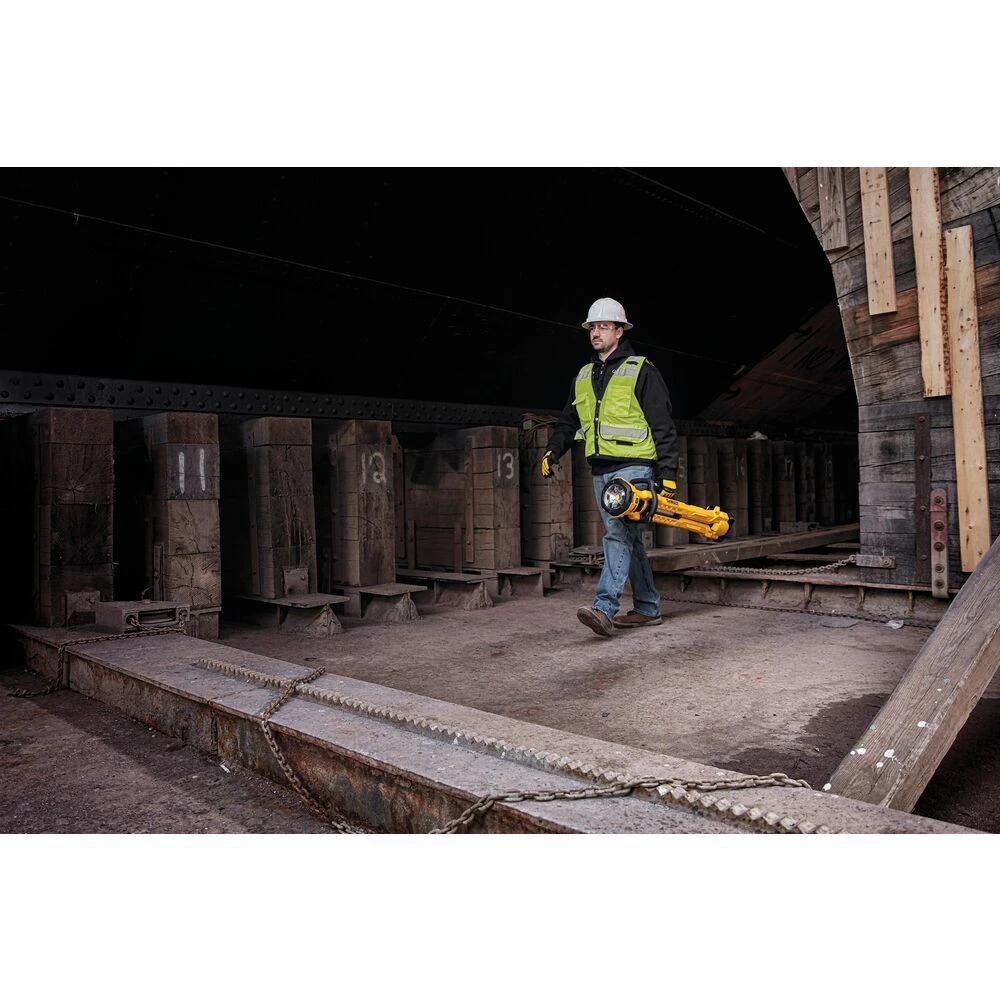 Dewalt DCL079B 20V MAX Cordless Tripod Light (Tool Only) 11 Dewalt DCL079B 20V MAX Cordless Tripod Light (Tool Only) - Image 10