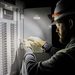 Klein Tools 56064 3.7V Lithium-Ion 400 Lumens Cordless Rechargeable Headlamp With Silicone Strap -Tool Storage Sales klnn56064 b