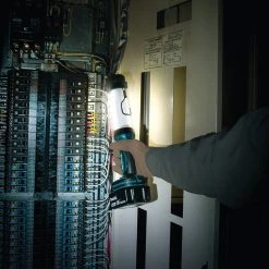 Makita DML806 18V LXT Lithium-Ion LED Cordless Lantern/Flashlight (Tool Only) -Tool Storage Sales mktndml806 h