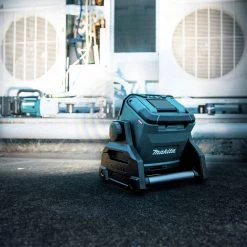 Makita ML003G 40V Max XGT Lithium-Ion Cordless L.E.D. Work Light (Tool Only) -Tool Storage Sales mktnml003g d